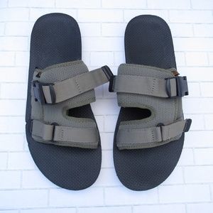 teva slide sandals